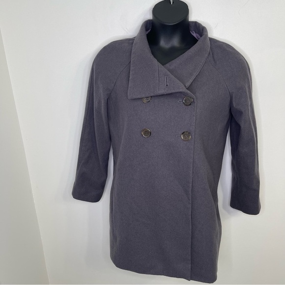 J.Crew Double-Breasted Wool Coat in Size 8 - Picture 4 of 9